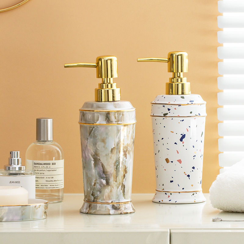 Ceramic Hand Sanitizer Bottle  - Zara Home Bathroom recension och pris